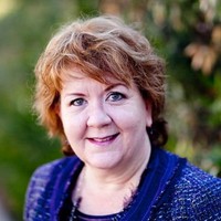 Julie Chase