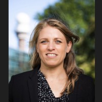 Eveline Bos