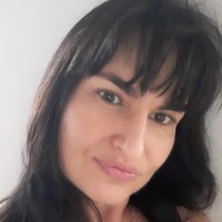 yvette du plooy