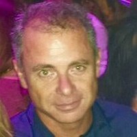 Antonio Flores