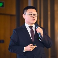 Hongwei Niu