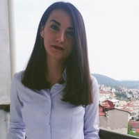 Esra Kaya