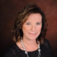 Lora Holmquist