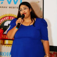 Naina V.
