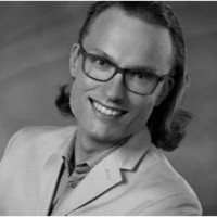 Dr. Andreas Bernardi