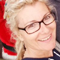 Ann Ross