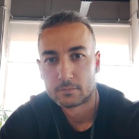 Enis Arik