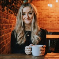 Holly Thomson