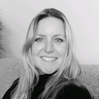 Caroline Straathof