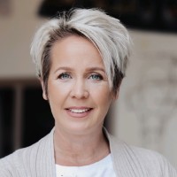 Martina Bergman