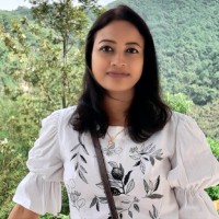 Reena Kami (Oncology Yoga Therapist/Specialist)