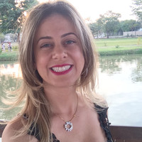 Mônica C Oliveira Leite