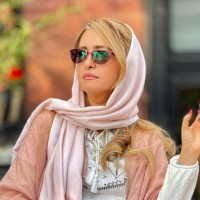 Negar R.