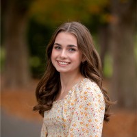 Julia Mills