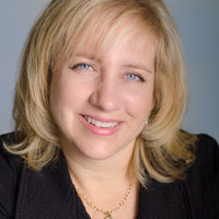 Traci Esteve