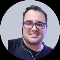 Reeder Oliveira Teixeira