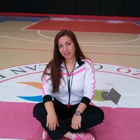 Özlem C.