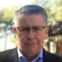 Dennis Tom