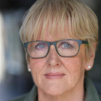 joanna hole
