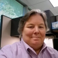Linda Kemp