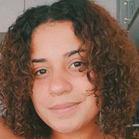 Thayná De Paula Santos