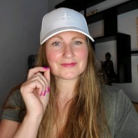 Nicole Buck