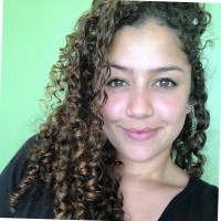 Lorraine De Oliveira
