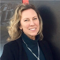 Carrie Mills