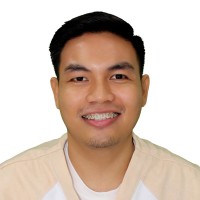 Lloyd Bustamante