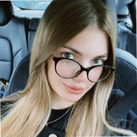 Vlada Mazhnikova