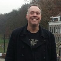 Peter Thuis
