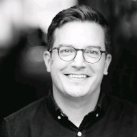Kyle Kinney, Aia