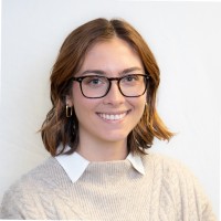 Sophia Adcock, Pe