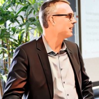 Arne Bruhns