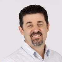 César Luiz Abicalaffe