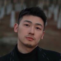 Yiqing Tang
