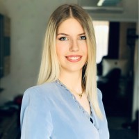 dr. Dalma Vigh