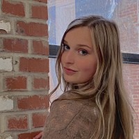 Ava Small