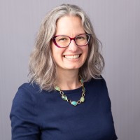 Lisa Zierfuss, Mba