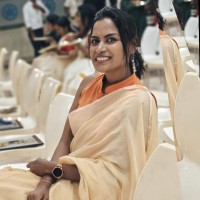Jenitha M