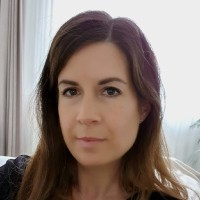 Iris Van Es