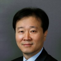 김진홍