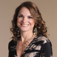 Julie McNulty
