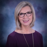 Donna E Mcinnis