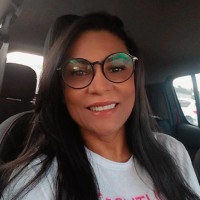 Débora Lins