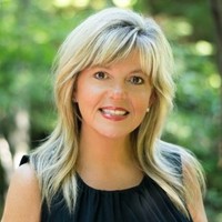 Lynn Cooper, Cpc