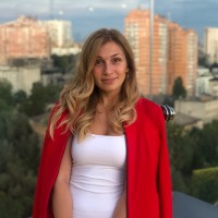 Alina Bavrovska