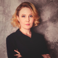 Анна Столярова