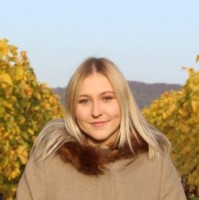 Elina Bäcker
