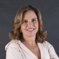Renata Vilhena Silva